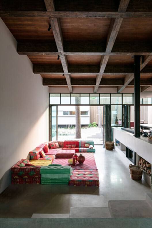 什么是华夫格天花板？ 47 种在网格下生活的室内设计 - 63 的图像 96