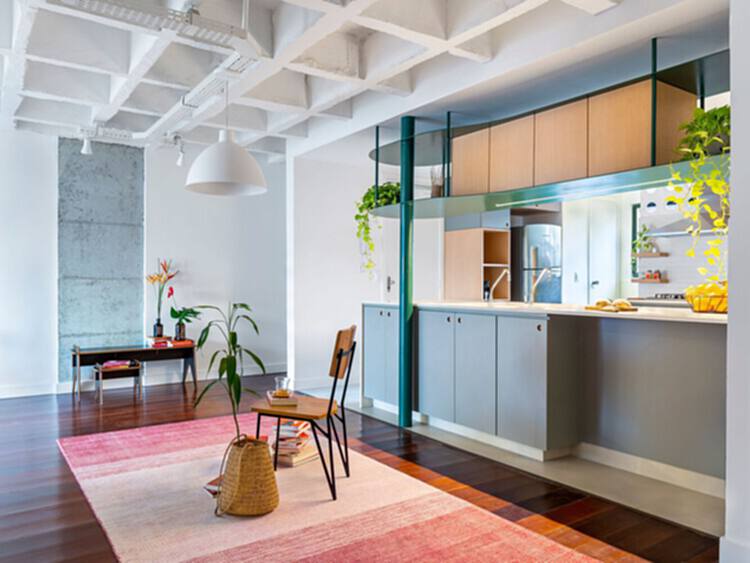 什么是华夫格天花板？ 47 种在网格下生活的室内设计 - 35 的图像 96