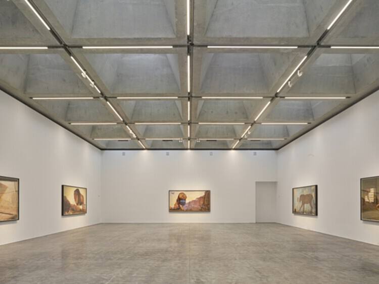 什么是华夫格天花板？ 47 种在网格下生活的室内设计 - 83 的图像 96