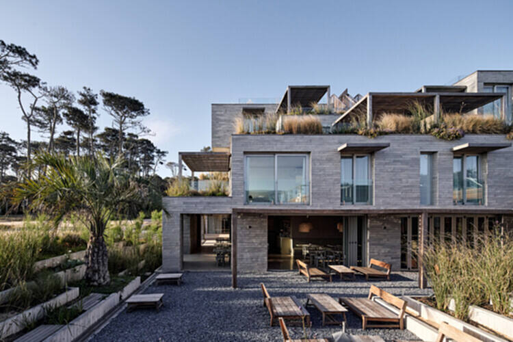 将自然融入建筑材料：探索 Estudio Planta 的建筑作品 - 6 的图像 10