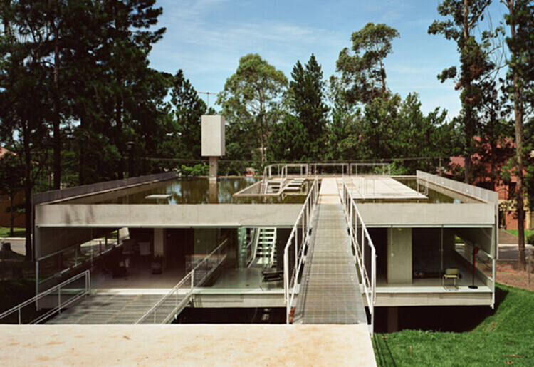 什么是华夫格天花板？ 47 种在网格下生活的室内设计 - 27 的图像 96